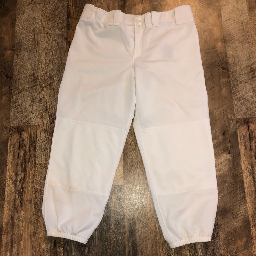 Women’s Mizuno Softball Pants.